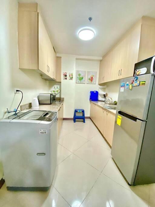 Field Residences Paranaque City Exterior photo